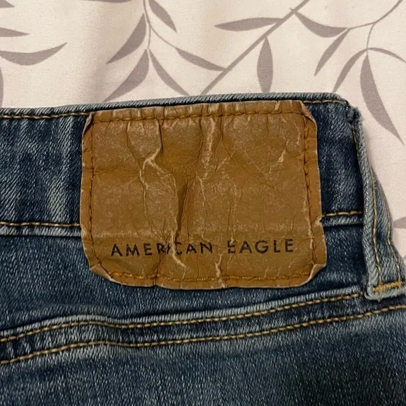 American Eagle Outfitters Men’s Flex Original Straight Medium Wash Denim Jeans - Picture 3 of 4